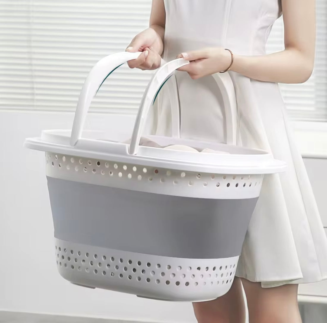 Plastic storage container